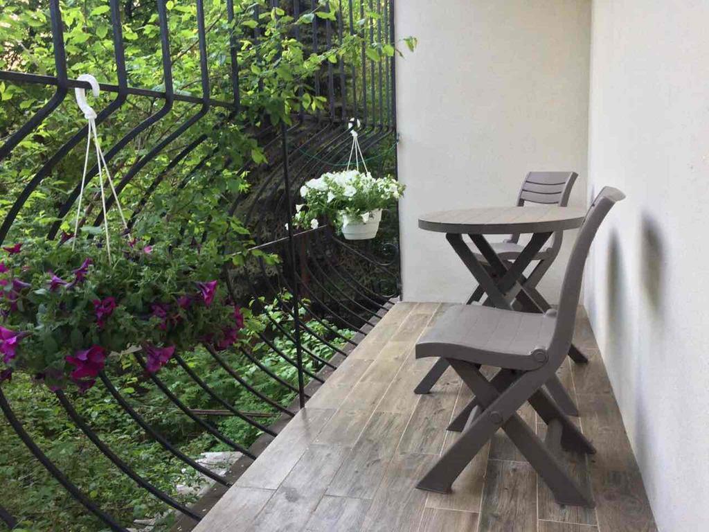 Kyiv Lesi 3 Studio Apartment ภายนอก รูปภาพ