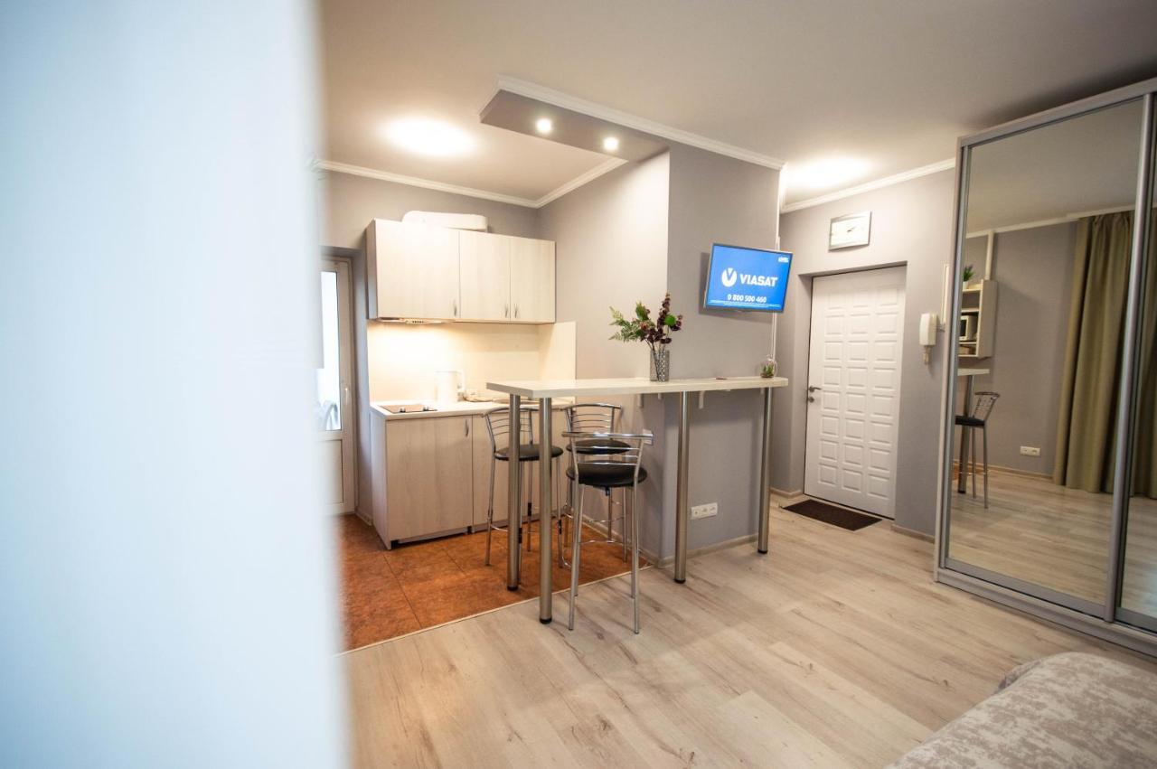 Kyiv Lesi 3 Studio Apartment ภายนอก รูปภาพ