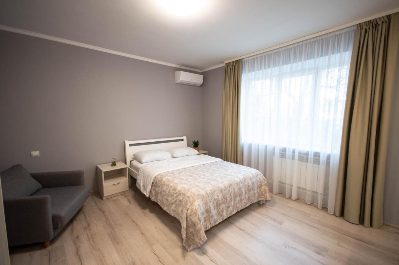 Kyiv Lesi 3 Studio Apartment ภายนอก รูปภาพ