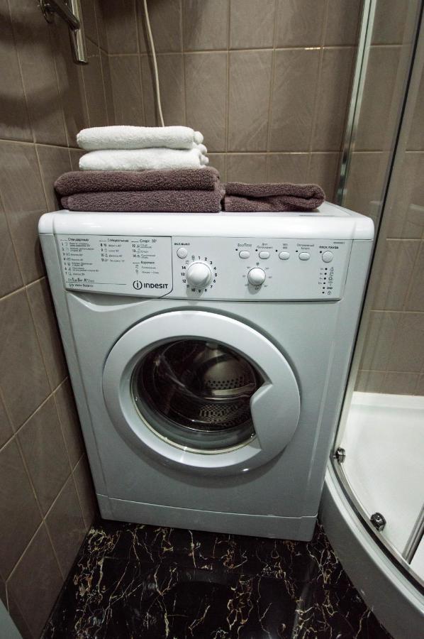 Kyiv Lesi 3 Studio Apartment ภายนอก รูปภาพ
